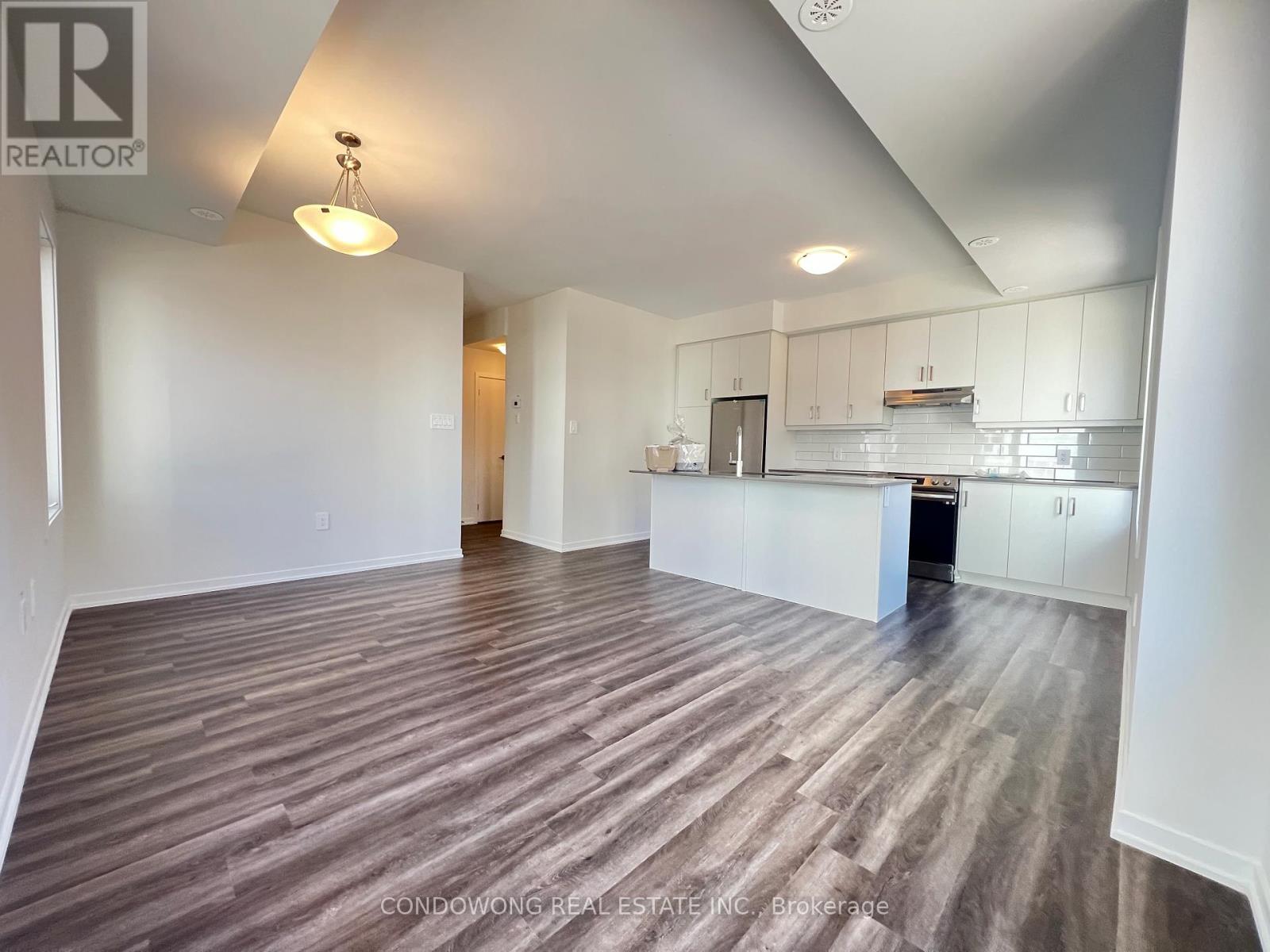 49 - 31 Honeycrisp Crescent, Vaughan, Ontario  L4K 0N6 - Photo 12 - N12510108