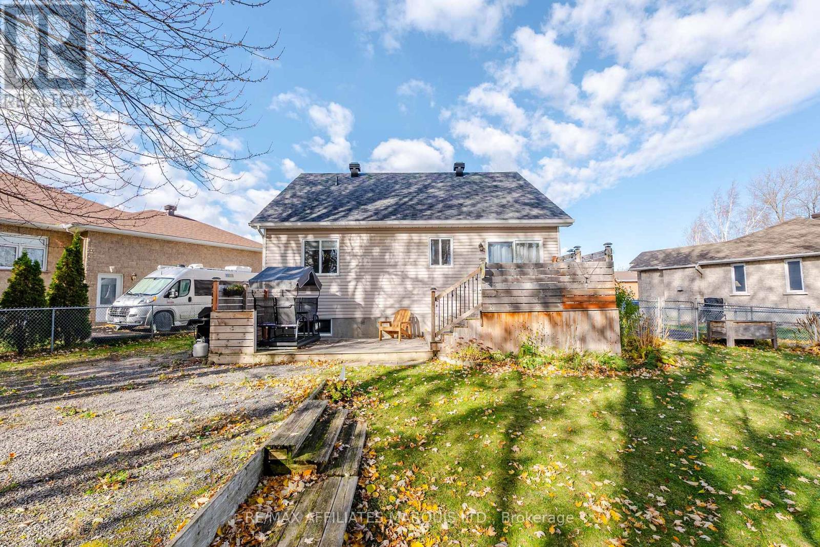 701 Robin Court, Cornwall, Ontario  K6H 7N4 - Photo 43 - X12510206