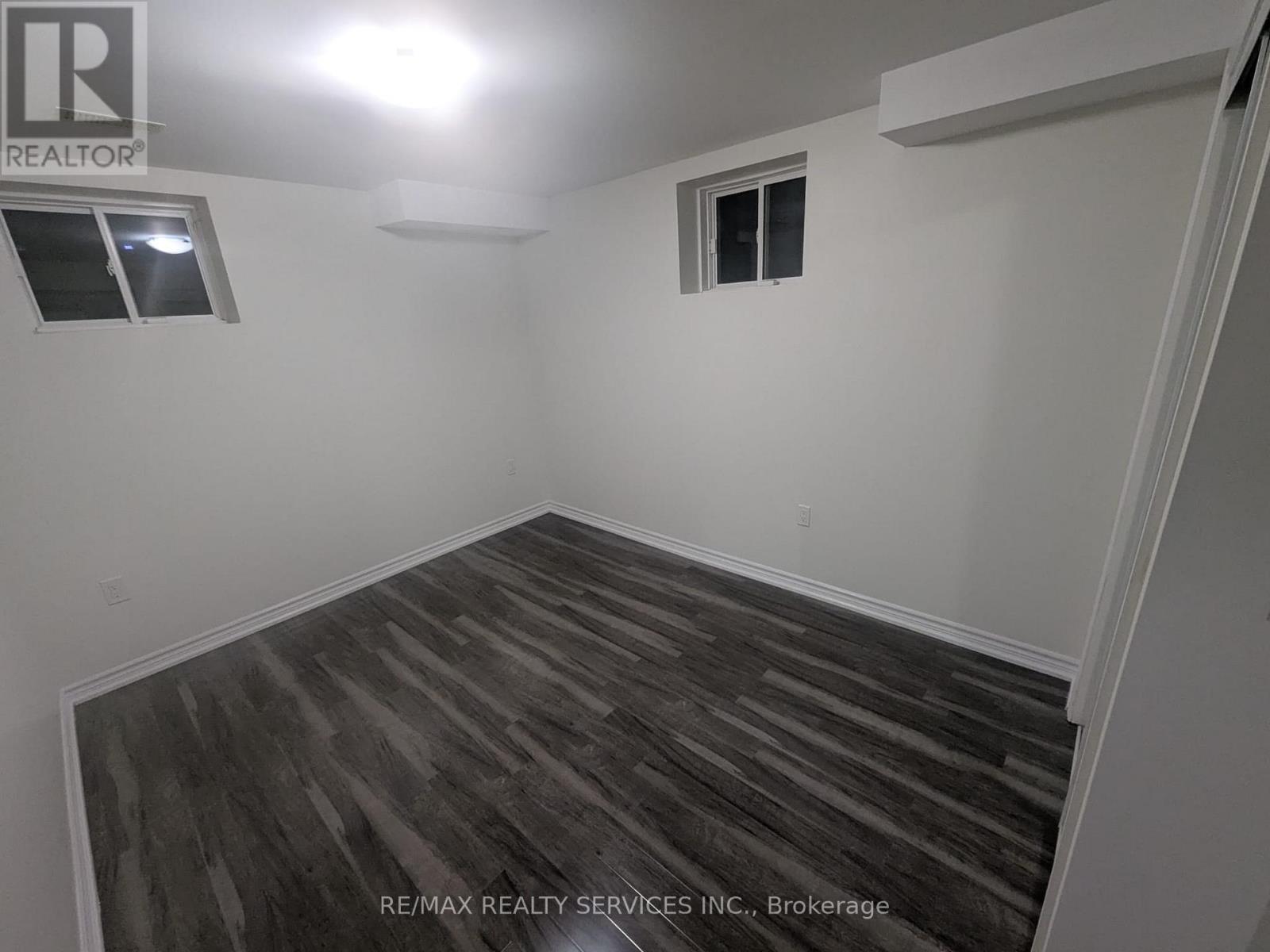 Lower - 31 Leadenhall Road, Brampton, Ontario  L7A 4G4 - Photo 16 - W12481999