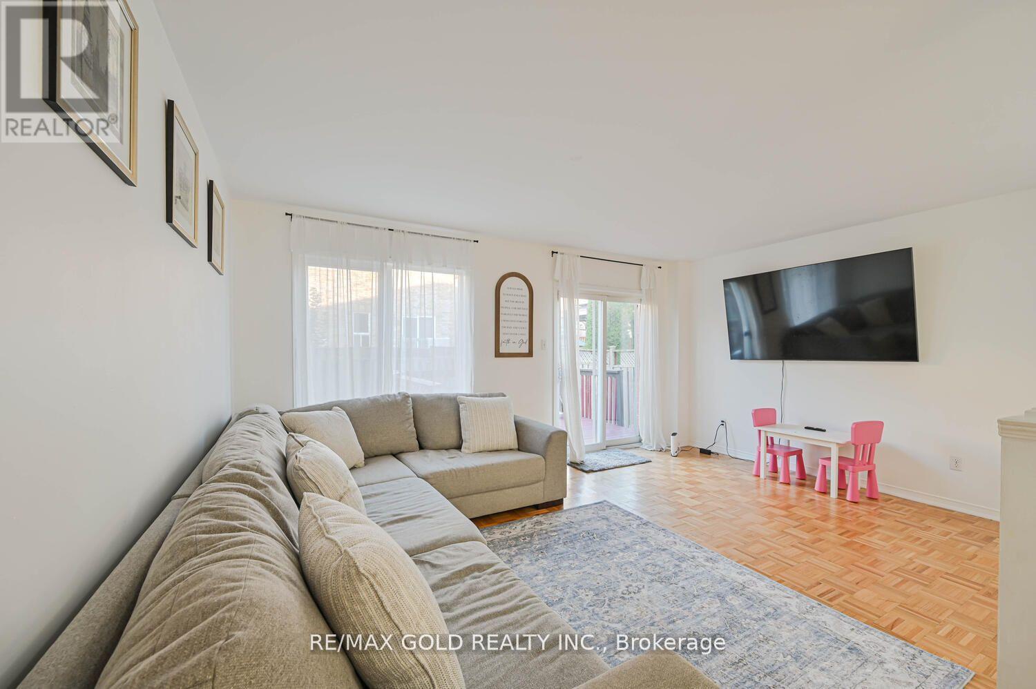 34 Earth Star Trail, Brampton, Ontario  L6R 2P3 - Photo 12 - W12510060