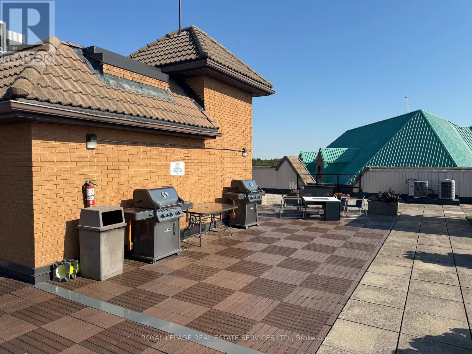 308 - 102 Bronte Road, Oakville, Ontario  L6L 6J5 - Photo 16 - W12510066