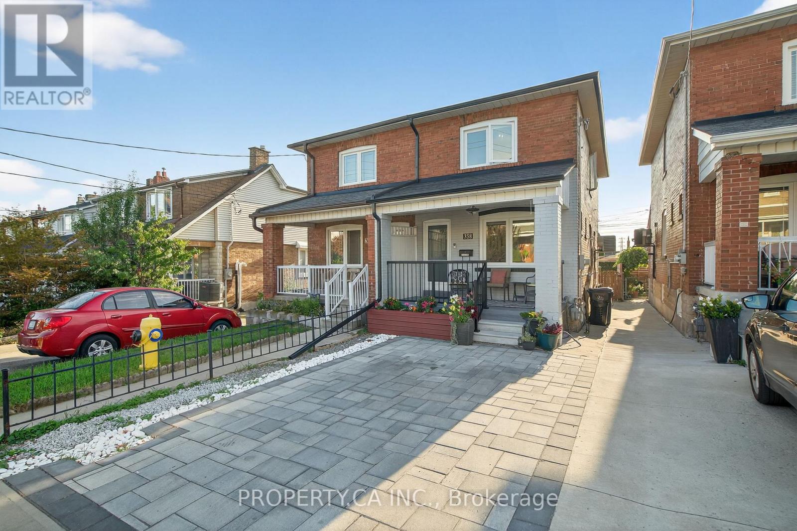 358 Mcroberts Avenue, Toronto, Ontario  M6E 4P9 - Photo 2 - W12510086