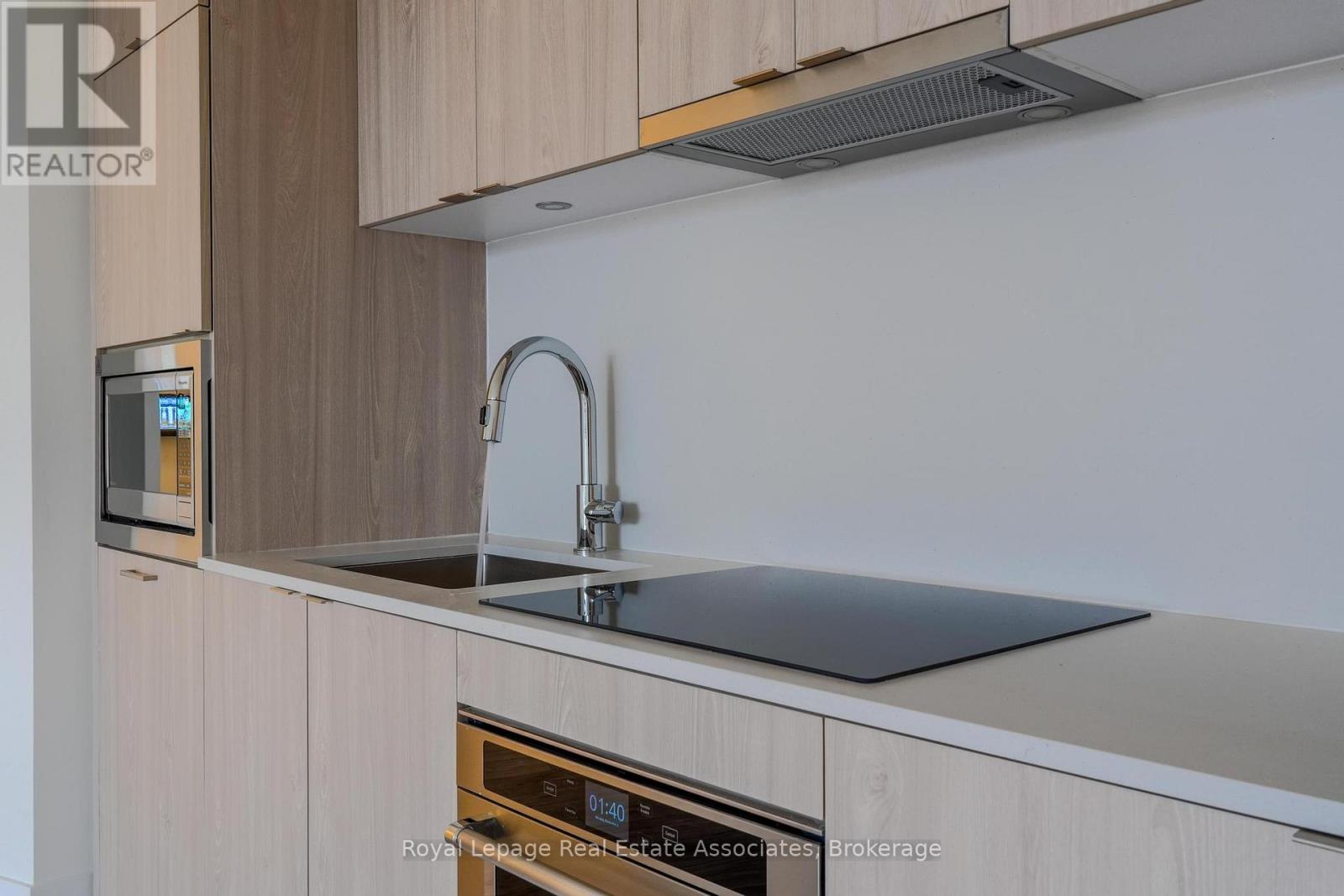 518 - 259 The Kingsway, Toronto, Ontario  M9A 0G2 - Photo 7 - W12510090