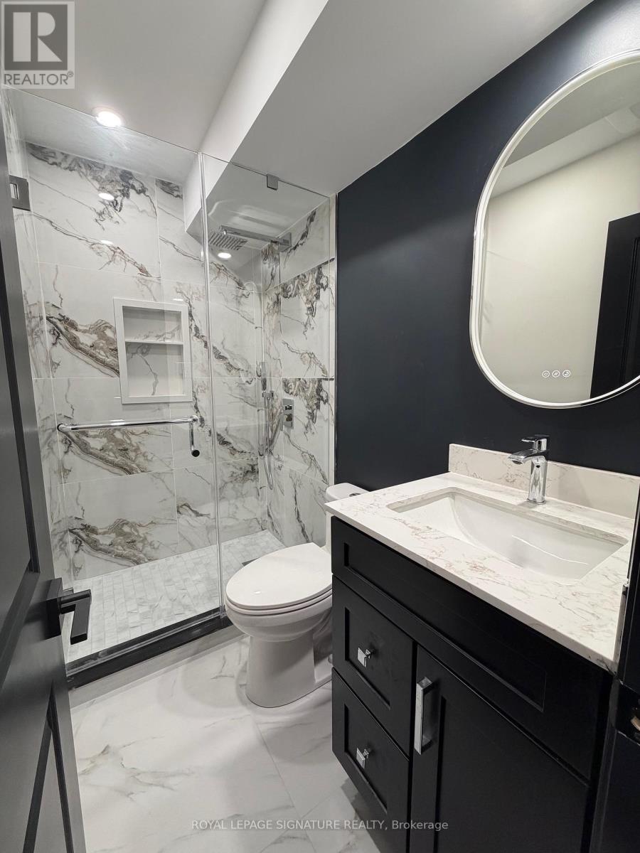 2 - 3486 Grand Forks Road, Mississauga, Ontario  L4Y 3M9 - Photo 4 - W12510114