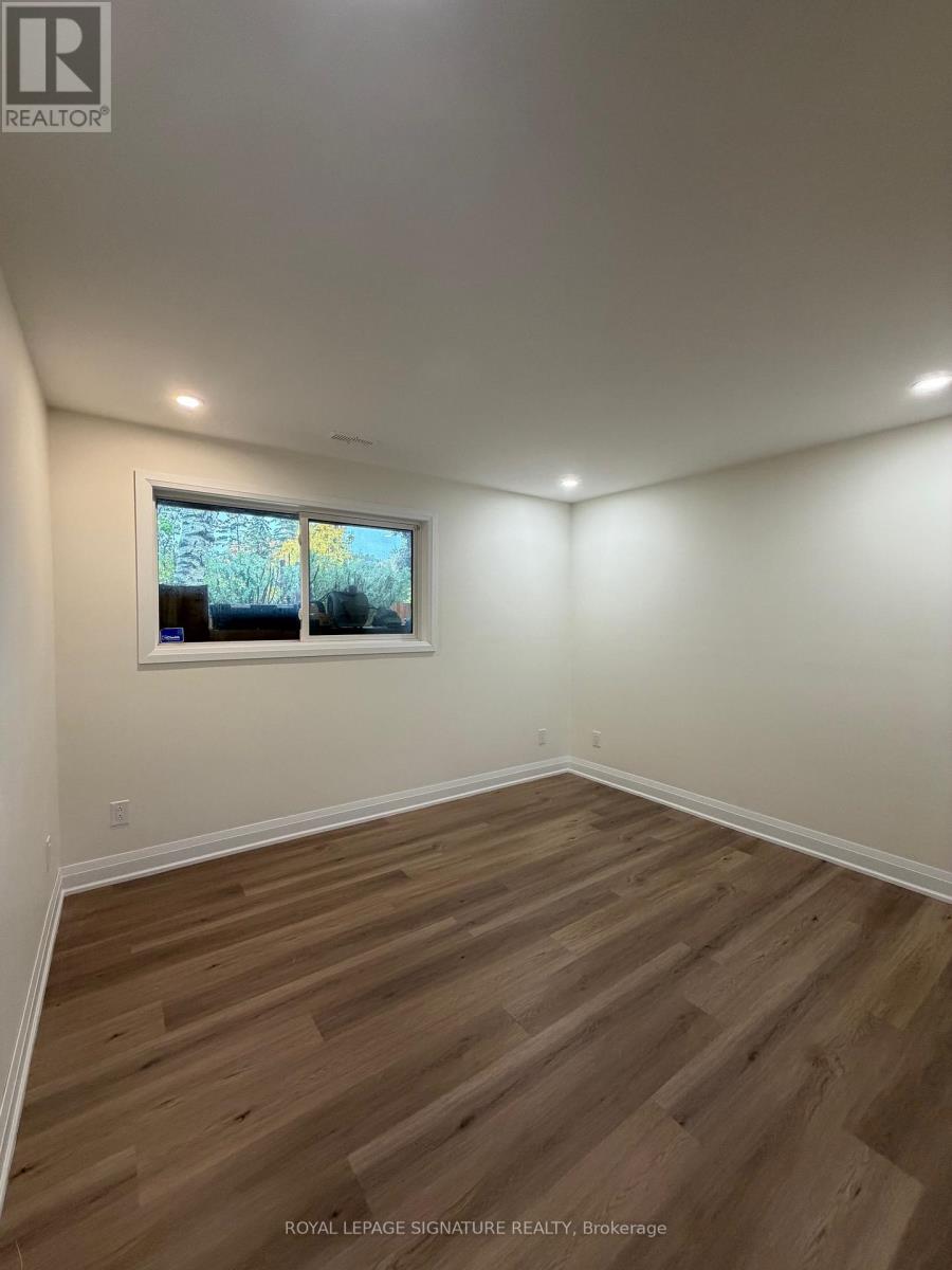 2 - 3486 Grand Forks Road, Mississauga, Ontario  L4Y 3M9 - Photo 6 - W12510114