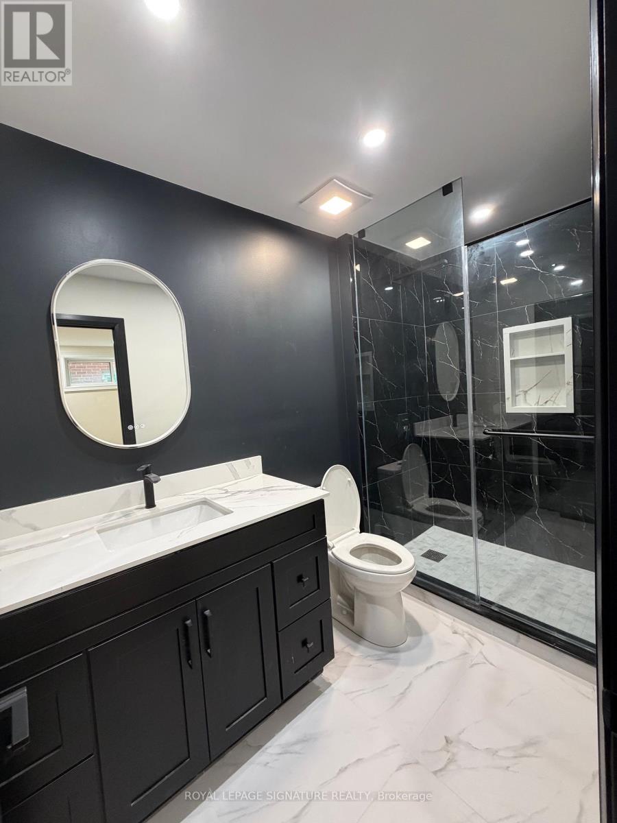 2 - 3486 Grand Forks Road, Mississauga, Ontario  L4Y 3M9 - Photo 9 - W12510114