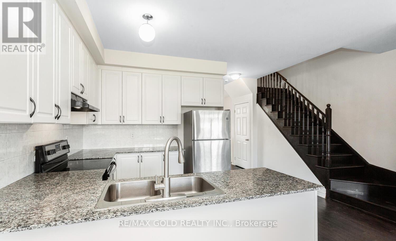 68 Agava Street, Brampton, Ontario  L9W 5B7 - Photo 14 - W12510132