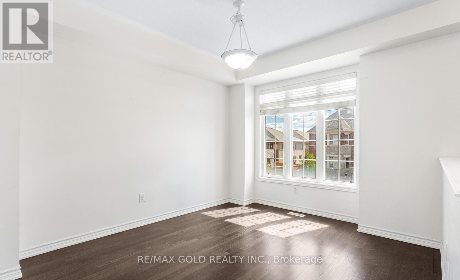 68 Agava Street, Brampton, Ontario  L9W 5B7 - Photo 5 - W12510132