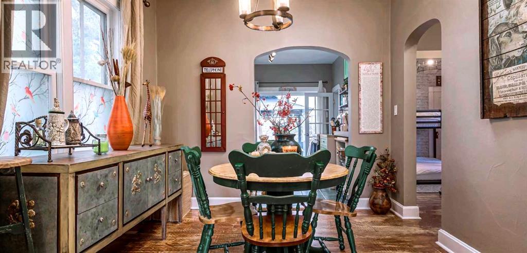 Property at 39 34 Avenue SW image 3