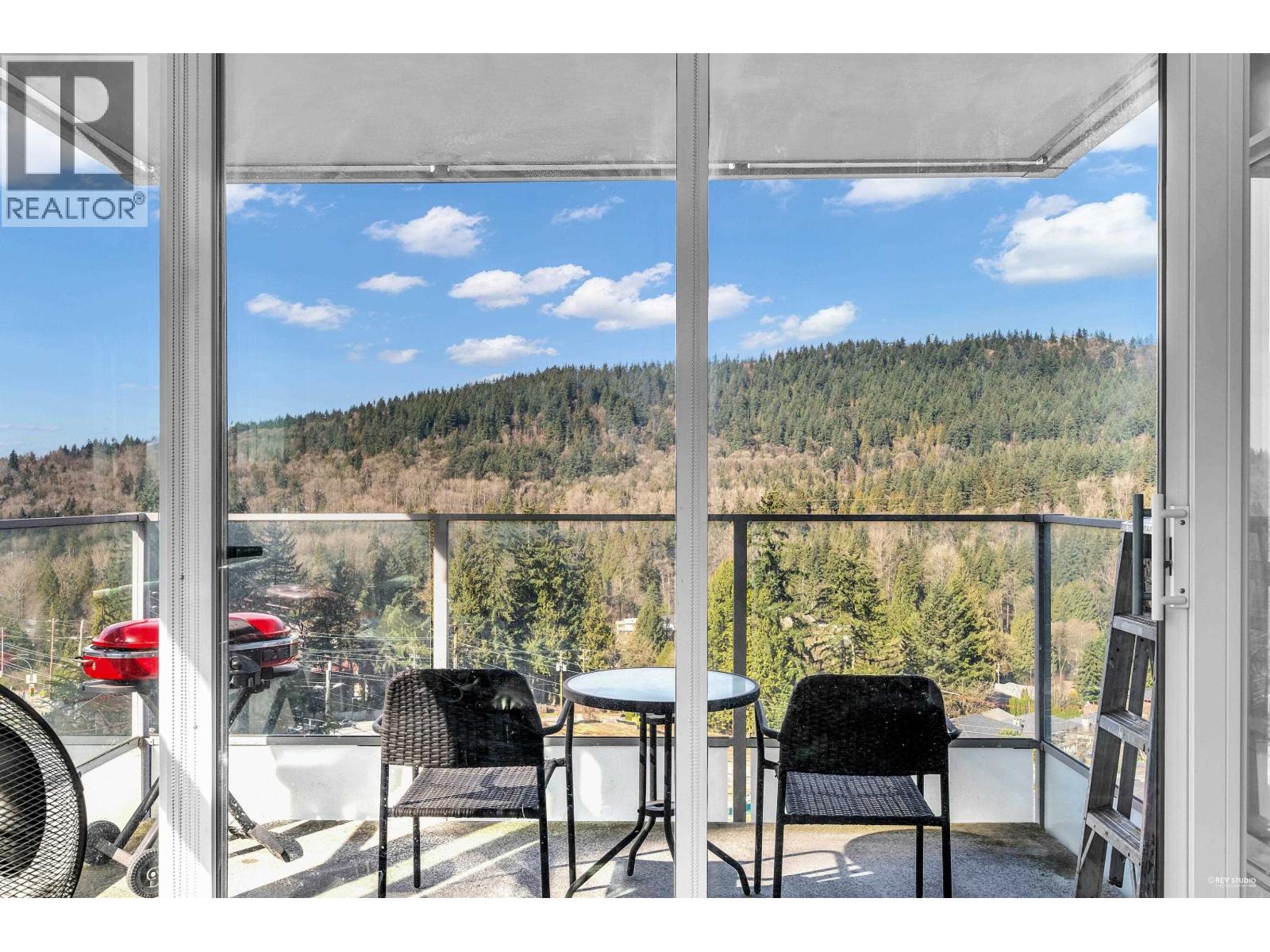 1002 520 Como Lake Avenue, Coquitlam, British Columbia V3J 0E8 - Photo 13 - R3064508