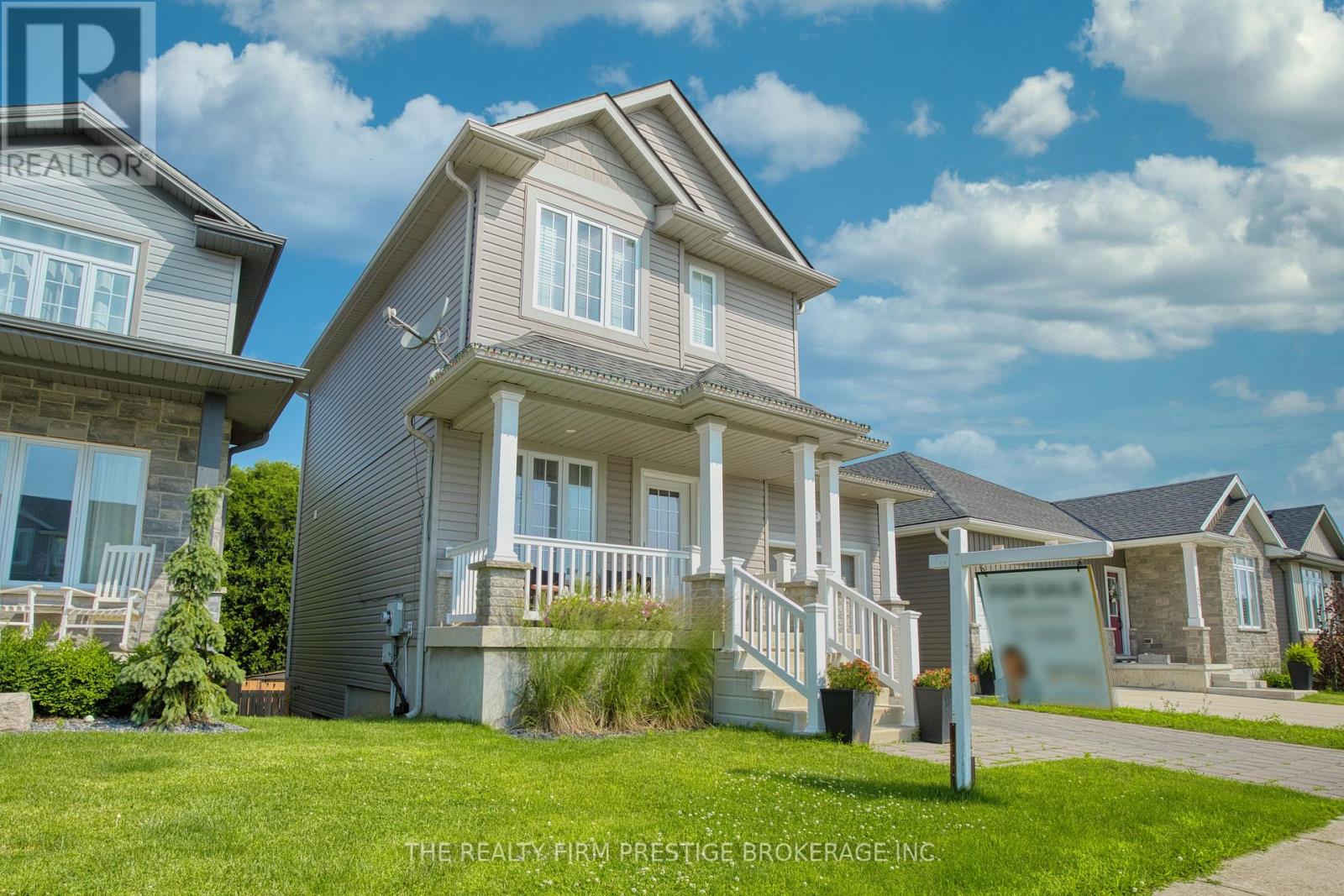 27 WILLIS AVENUE, Strathroy-Caradoc, Ontario