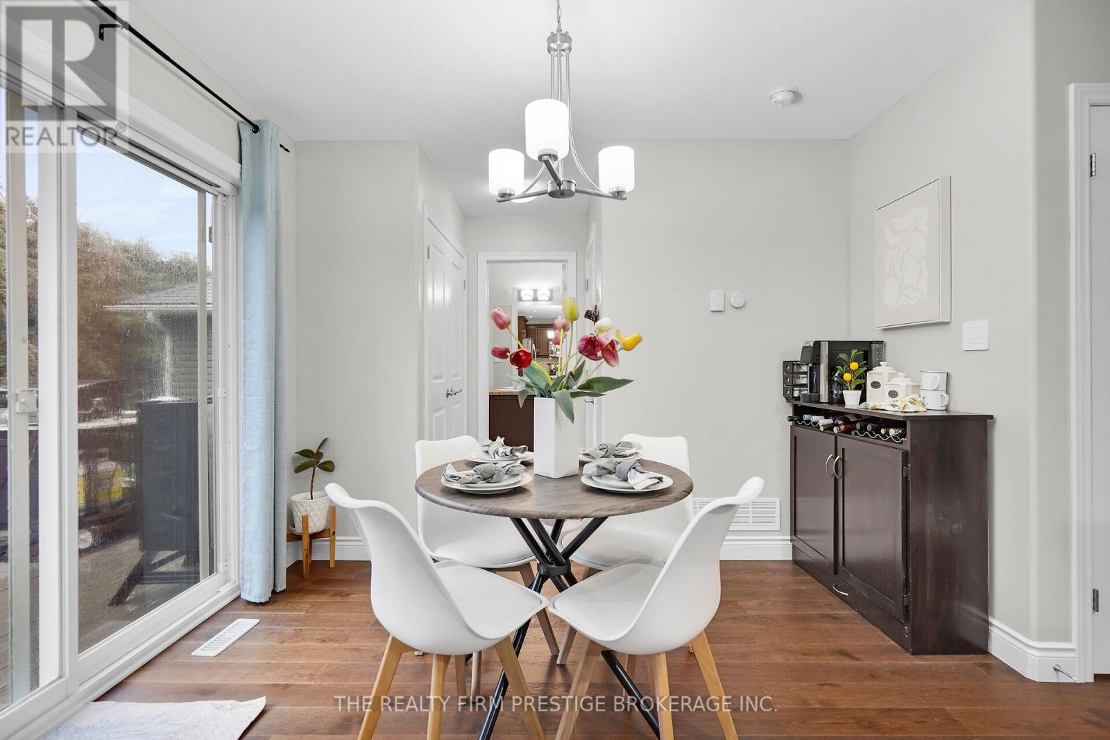 27 Willis Avenue, Strathroy-Caradoc, Ontario  N7G 0B6 - Photo 13 - X12510152