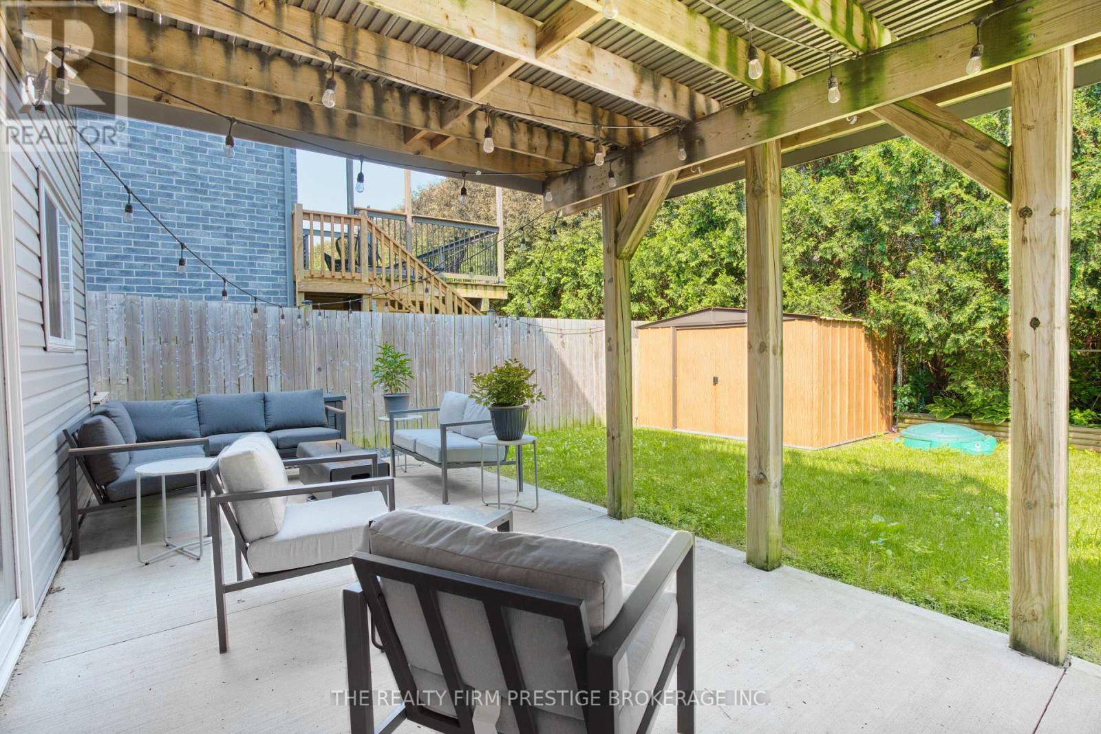 27 Willis Avenue, Strathroy-Caradoc, Ontario  N7G 0B6 - Photo 32 - X12510152