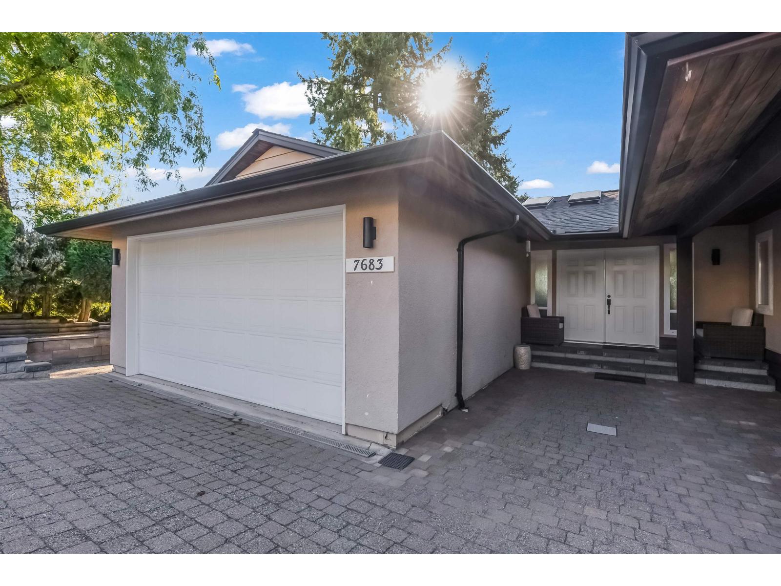 7683 Garfield Drive, Delta, British Columbia  V4C 4E6 - Photo 4 - R3063802