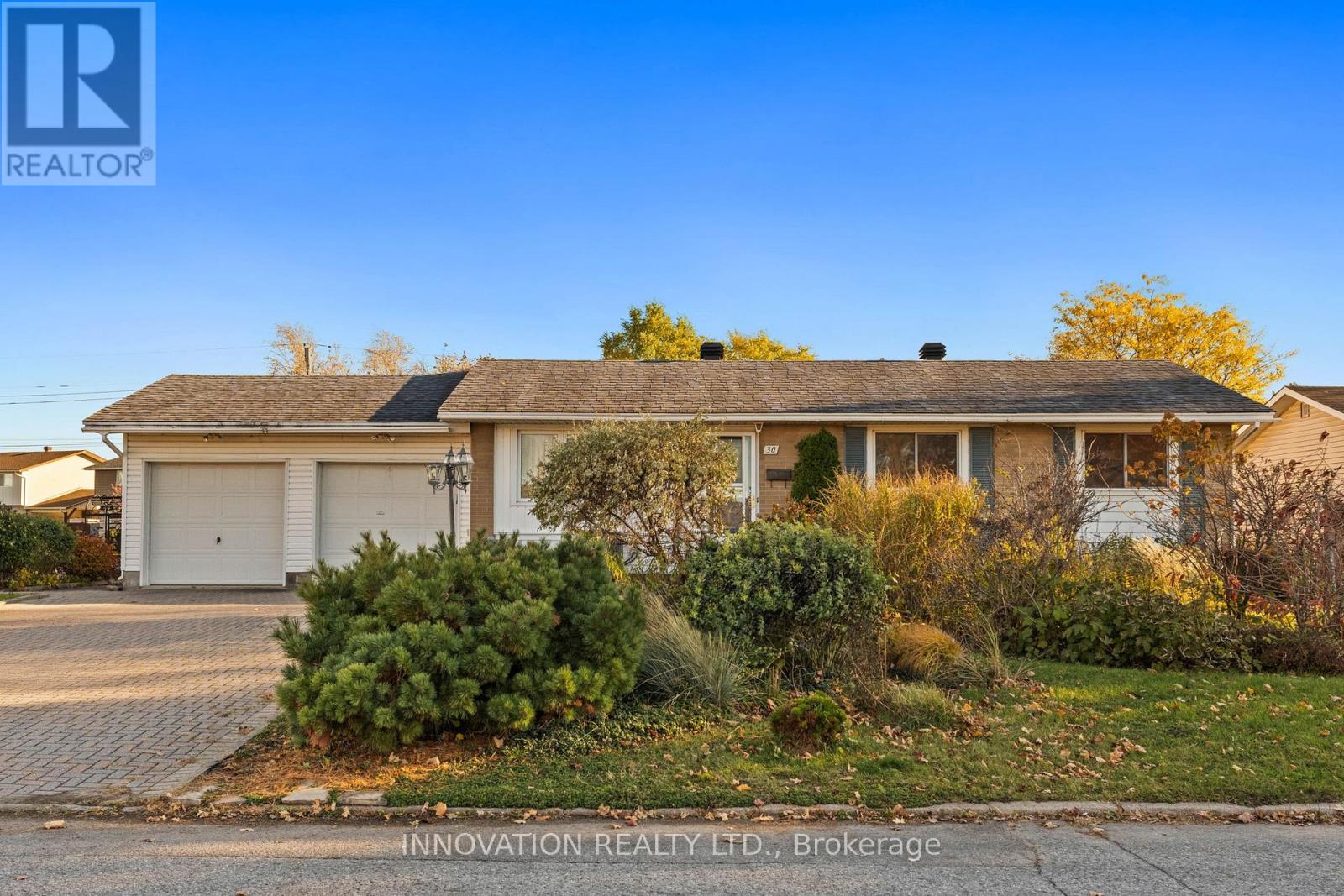 30 OAKVIEW AVENUE, Ottawa, Ontario