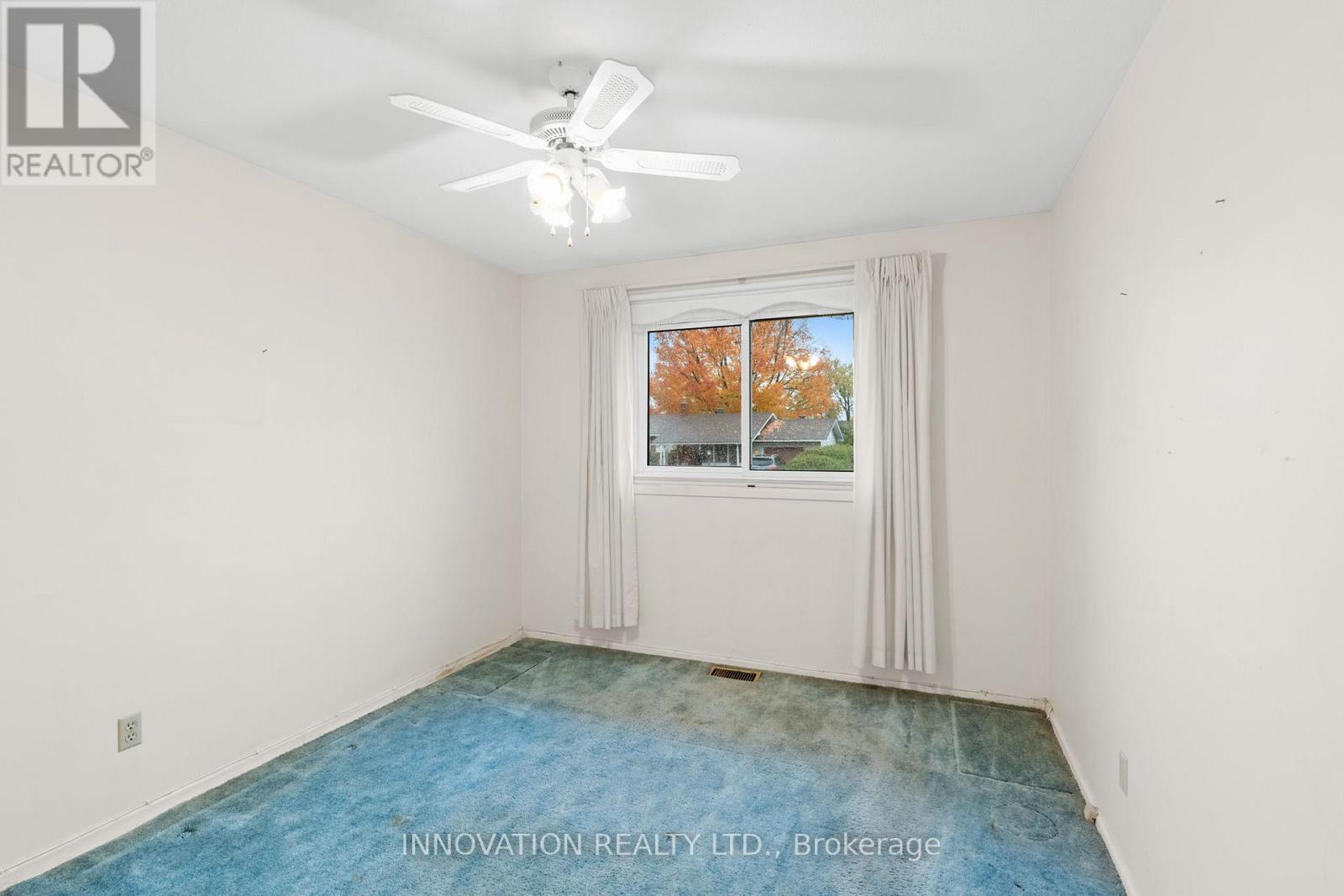 30 Oakview Avenue, Ottawa, Ontario  K2G 3A2 - Photo 25 - X12510176