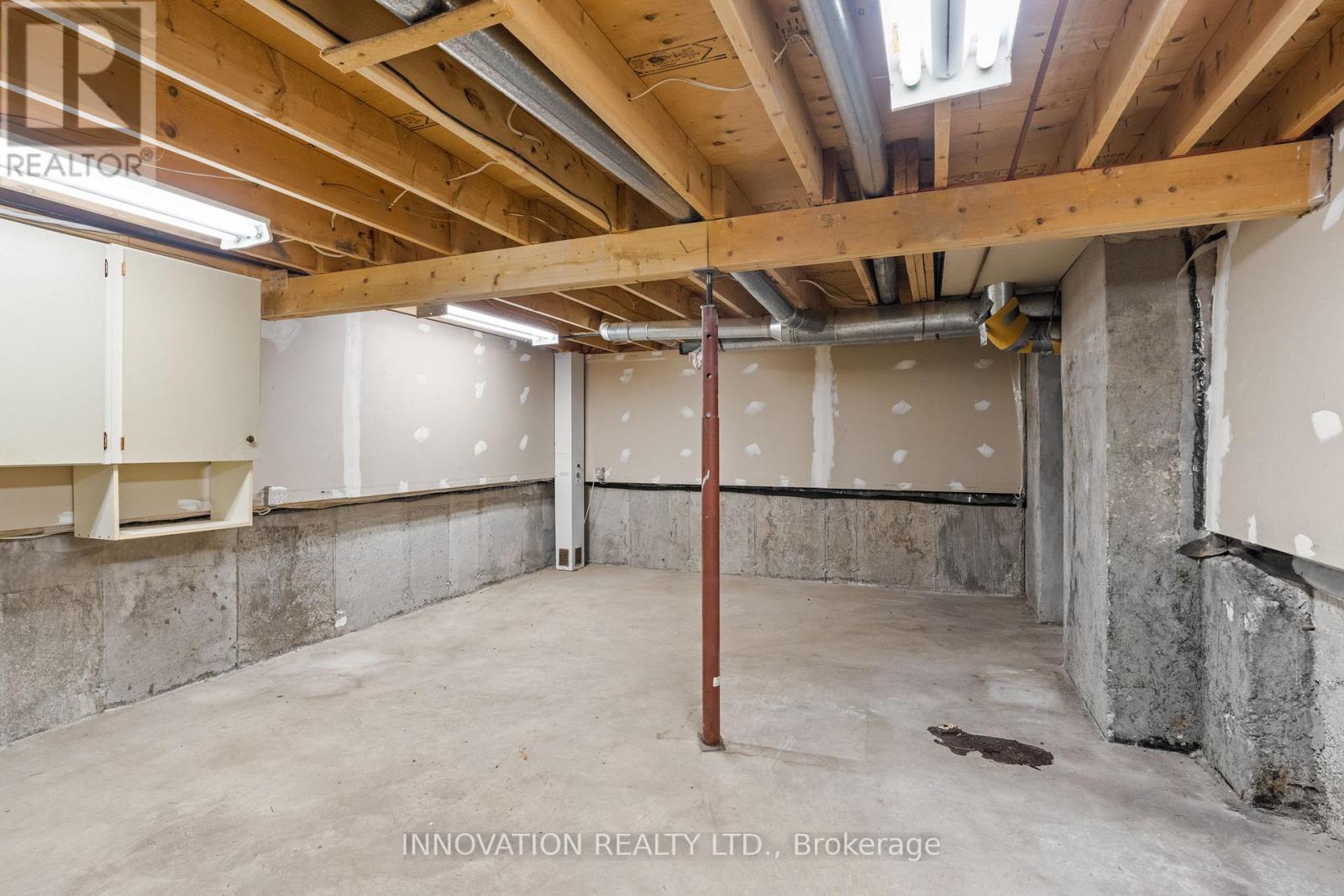 30 Oakview Avenue, Ottawa, Ontario  K2G 3A2 - Photo 40 - X12510176