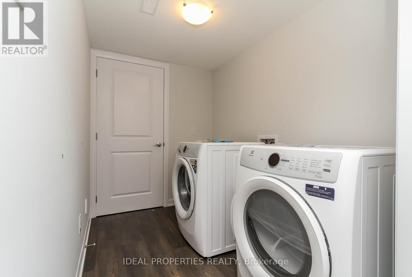 702 Doneraile Walk, Ottawa, Ontario  K2C 3H2 - Photo 13 - X12510216