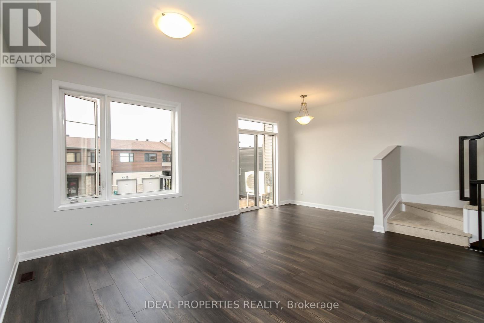 702 Doneraile Walk, Ottawa, Ontario  K2C 3H2 - Photo 14 - X12510216