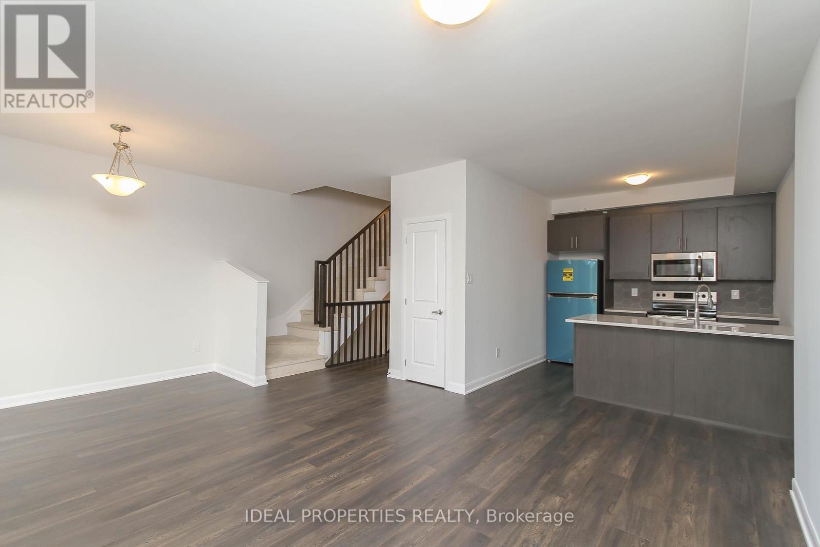 702 Doneraile Walk, Ottawa, Ontario  K2C 3H2 - Photo 15 - X12510216