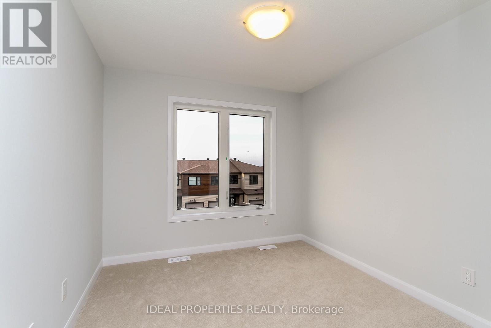 702 Doneraile Walk, Ottawa, Ontario  K2C 3H2 - Photo 6 - X12510216