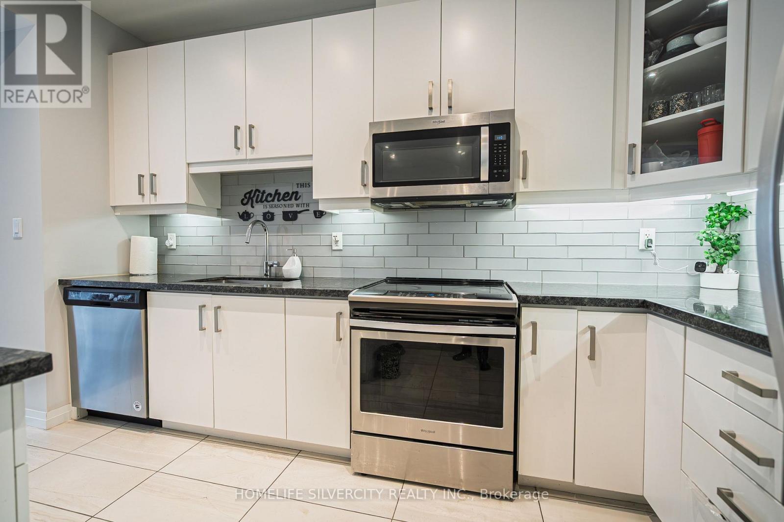 106 Columbus Gate, Hamilton, Ontario  L8J 0L3 - Photo 18 - X12510078