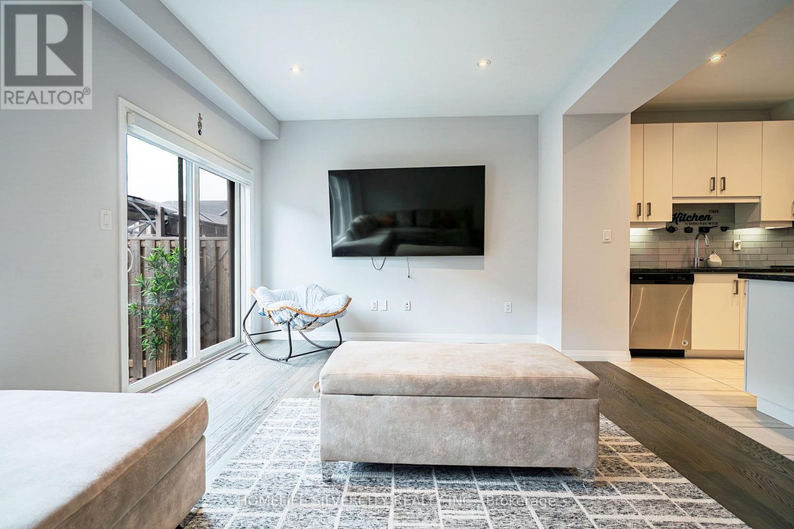 106 Columbus Gate, Hamilton, Ontario  L8J 0L3 - Photo 23 - X12510078