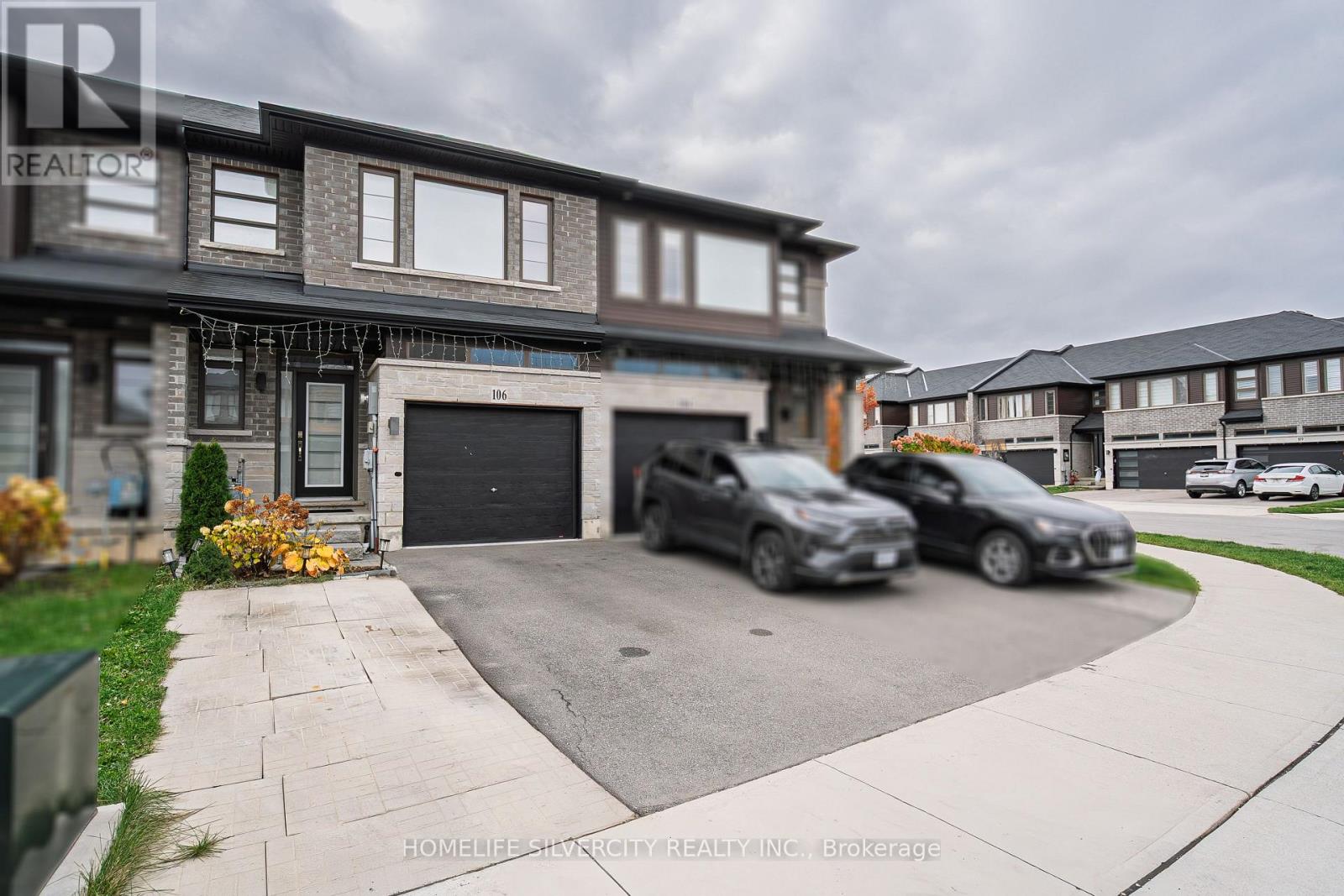 106 Columbus Gate, Hamilton, Ontario  L8J 0L3 - Photo 3 - X12510078