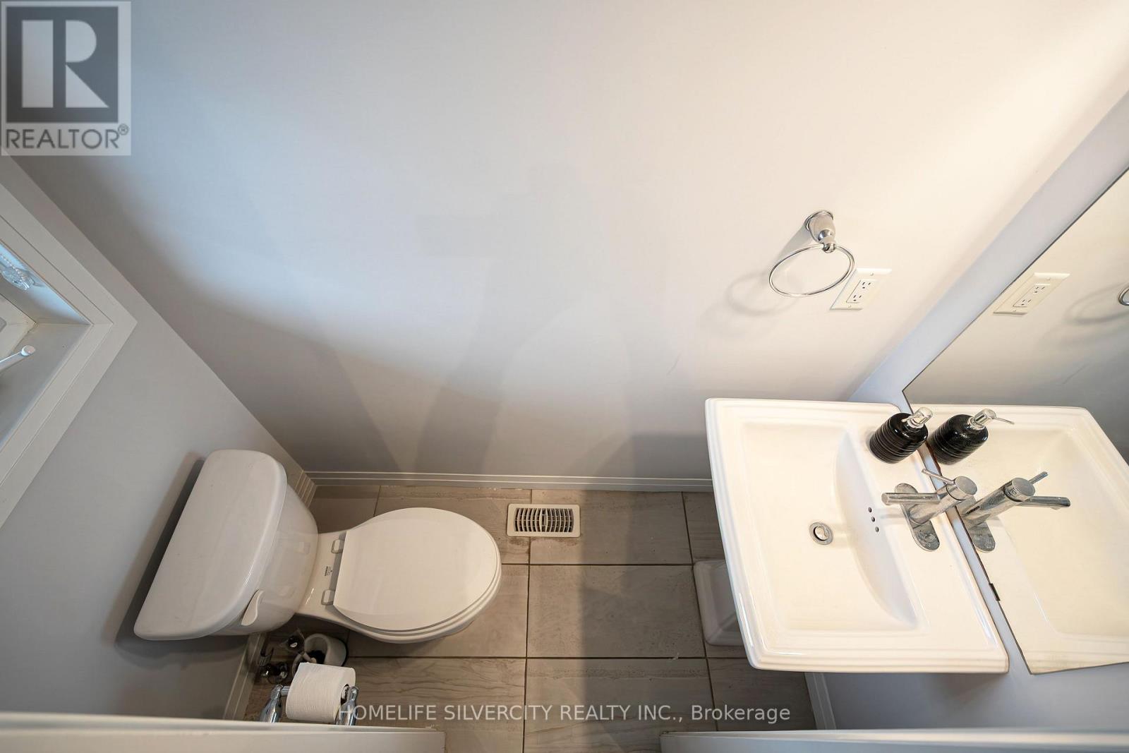 106 Columbus Gate, Hamilton, Ontario  L8J 0L3 - Photo 8 - X12510078