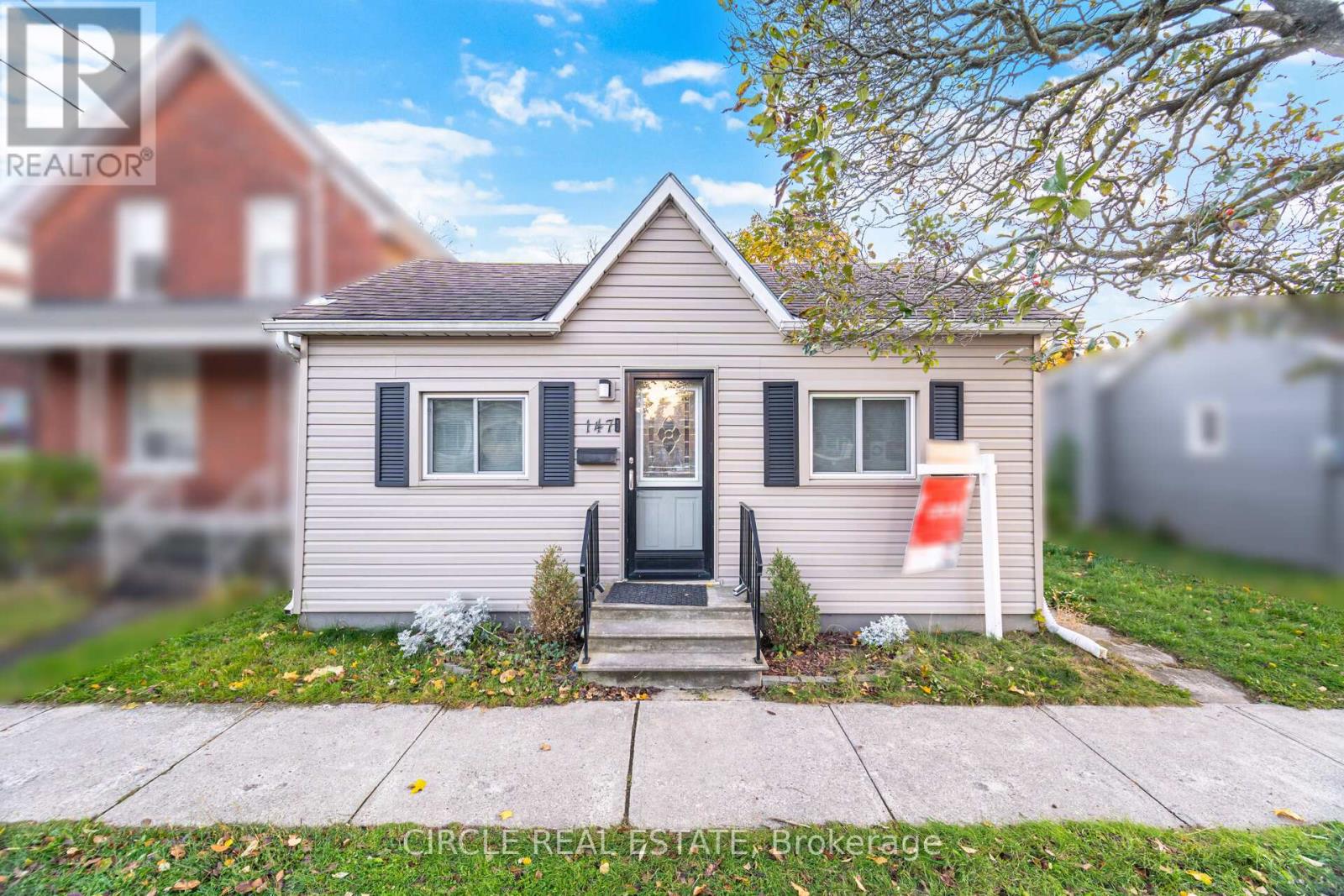 147 Marlborough Street, Brantford, Ontario  N3S 4S8 - Photo 2 - X12510088