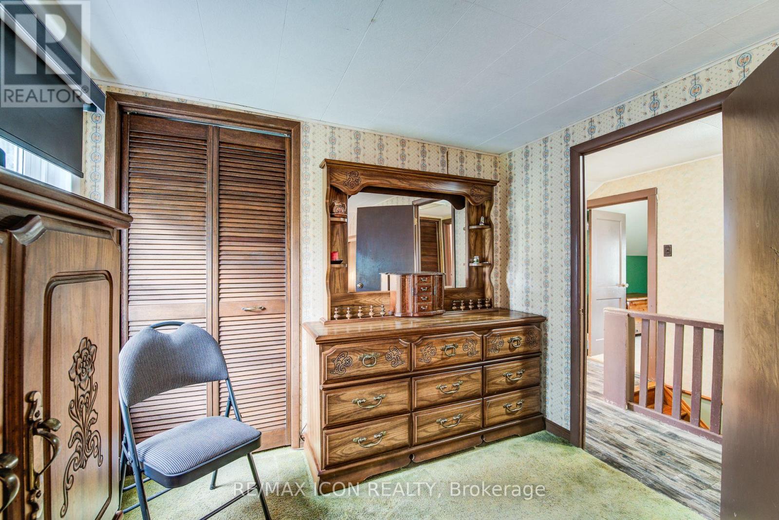 1301 Lobsinger Line, Woolwich, Ontario N2J 4G8 - Photo 27 - X12488678