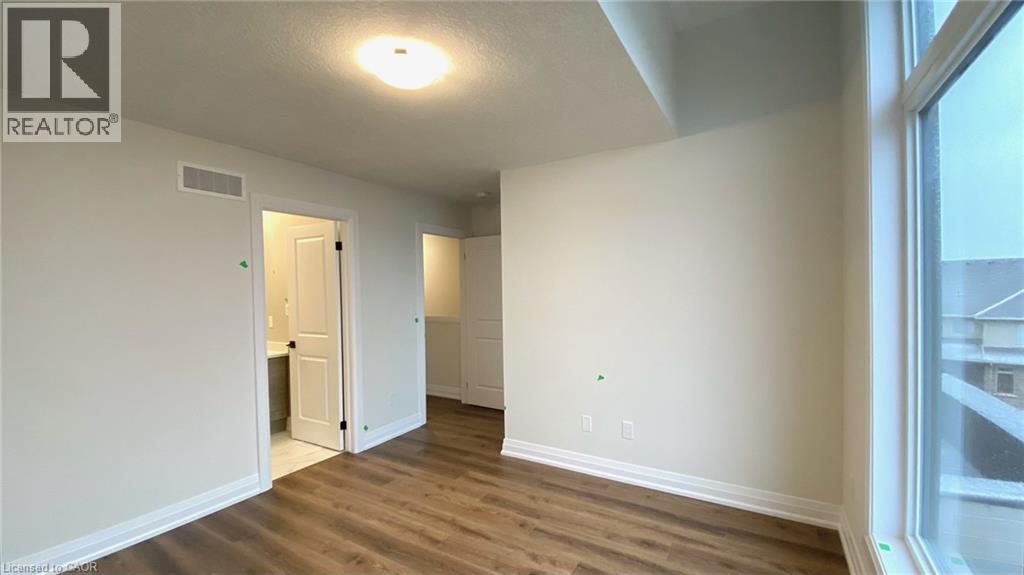 271 Grey Silo Road Unit# 35, Waterloo, Ontario  N2K 0E9 - Photo 13 - 40785768