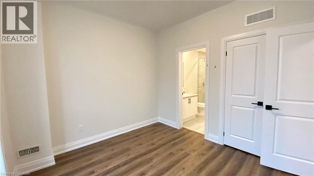 271 Grey Silo Road Unit# 35, Waterloo, Ontario  N2K 0E9 - Photo 21 - 40785768