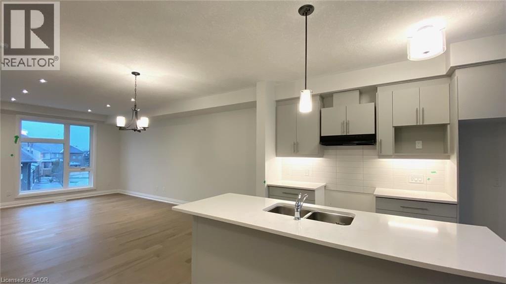 271 Grey Silo Road Unit# 35, Waterloo, Ontario  N2K 0E9 - Photo 6 - 40785768
