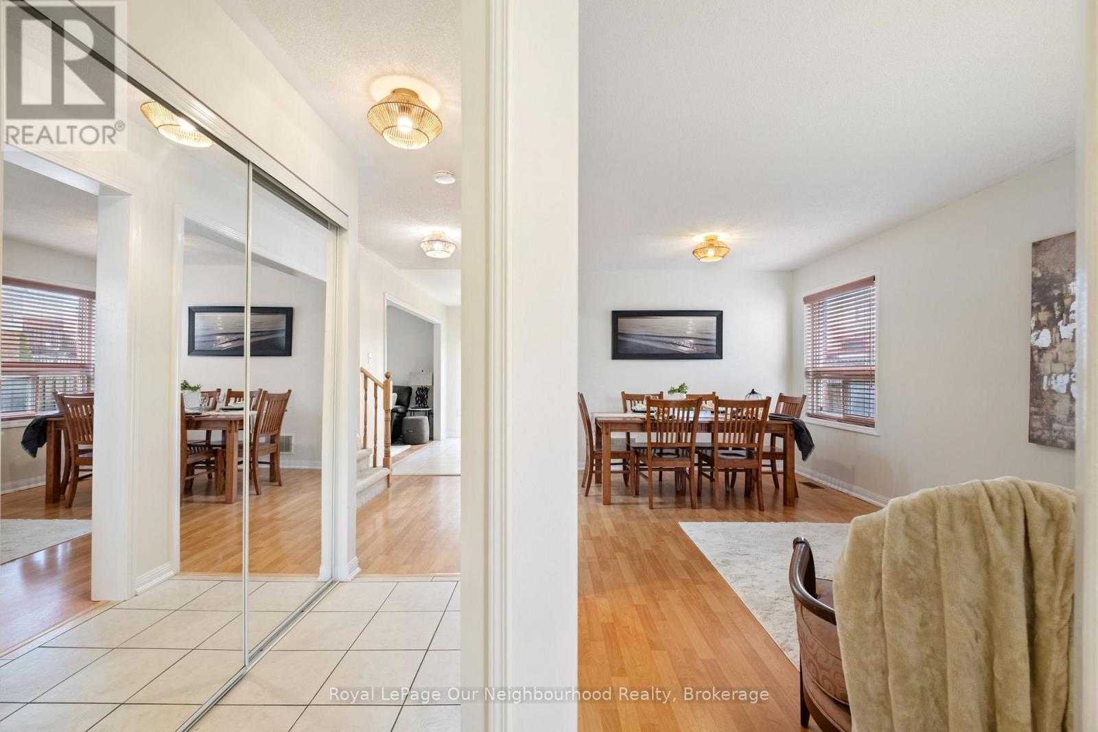 282 Bons Avenue, Clarington, Ontario  L1C 5P3 - Photo 3 - E12510174