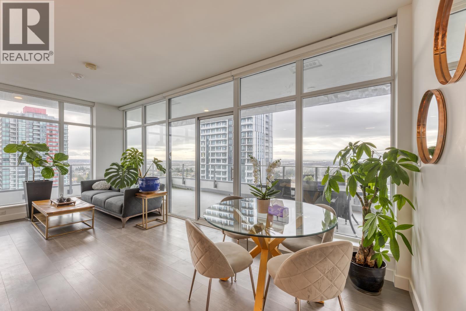 1704 6511 Sussex Avenue, Burnaby, British Columbia V5H 0K5 - Photo 5 - R3064159