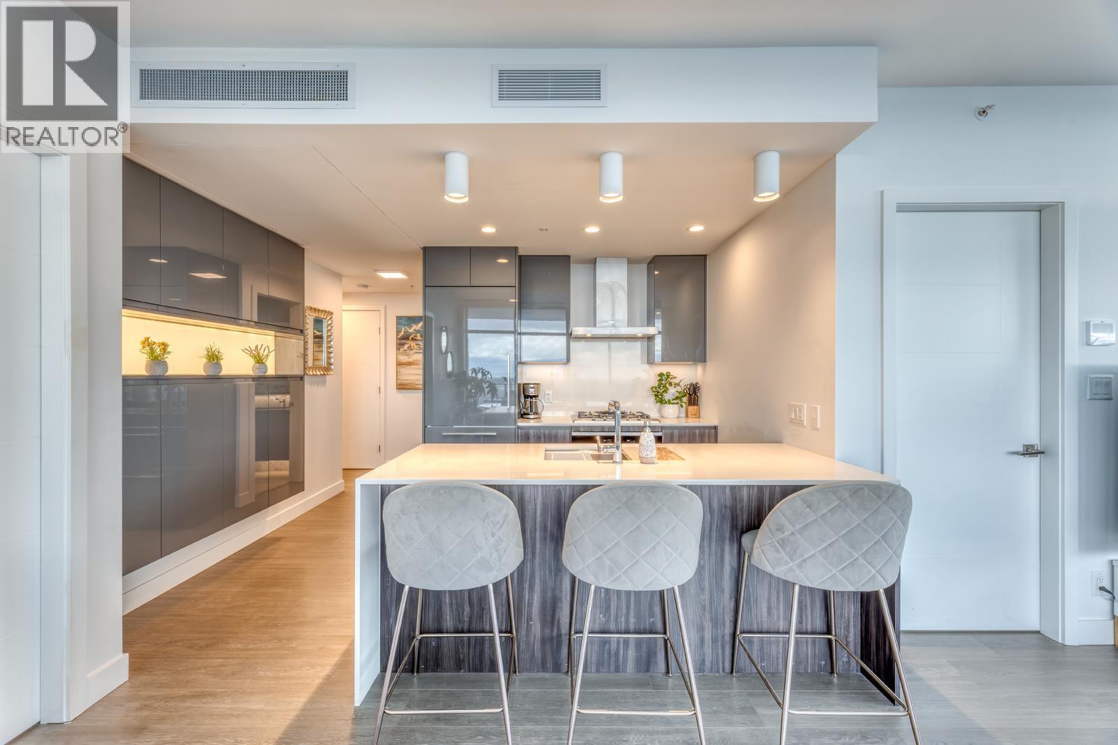 1704 6511 Sussex Avenue, Burnaby, British Columbia V5H 0K5 - Photo 4 - R3064159