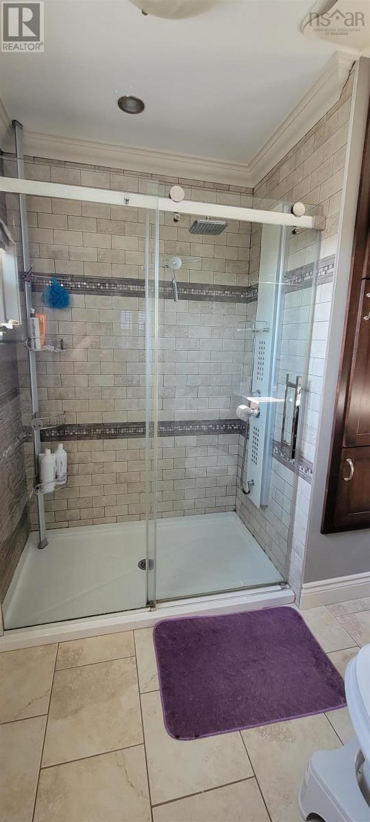 568 Seaview Drive, Upper North Sydney, Nova Scotia  B2A 3N8 - Photo 39 - 202521239