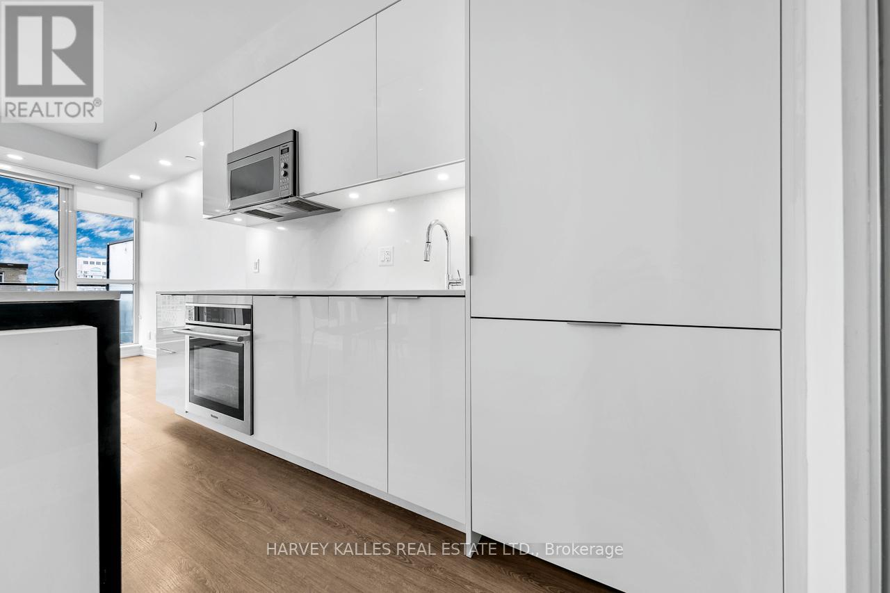 1105 - 609 Avenue Road, Toronto, Ontario  M5R 3R9 - Photo 4 - C12510202