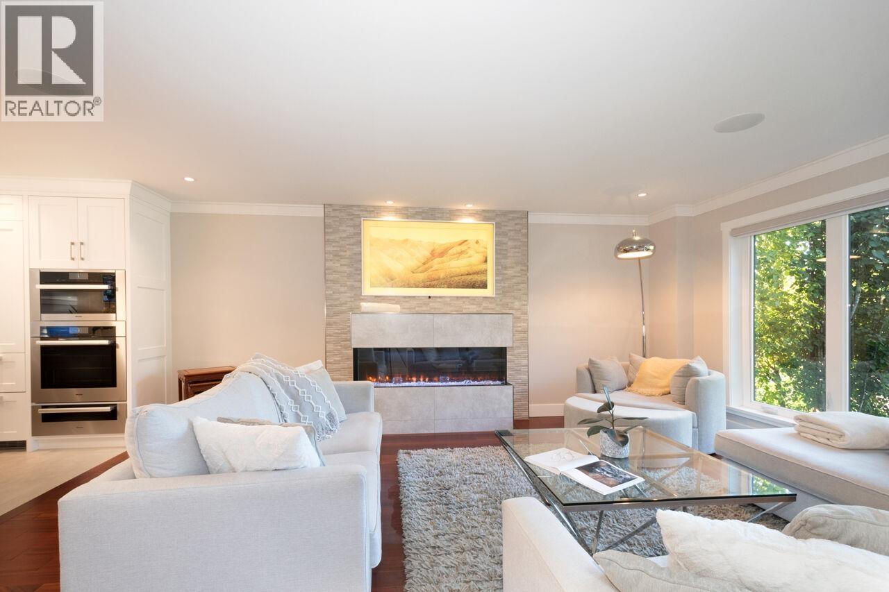 18858 119b Avenue, Pitt Meadows, British Columbia  V3Y 1W7 - Photo 4 - R3064279