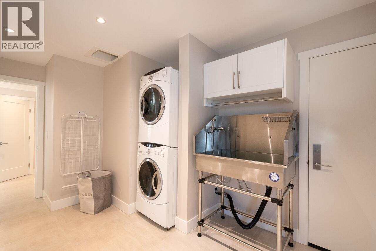 18858 119b Avenue, Pitt Meadows, British Columbia  V3Y 1W7 - Photo 29 - R3064279