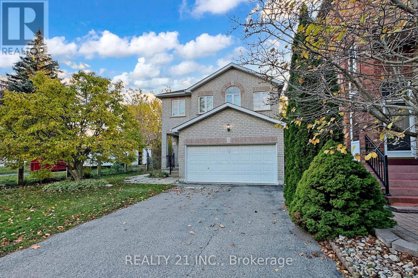 74 Brinloor Boulevard, Toronto, Ontario  M1M 1L5 - Photo 2 - E12510148