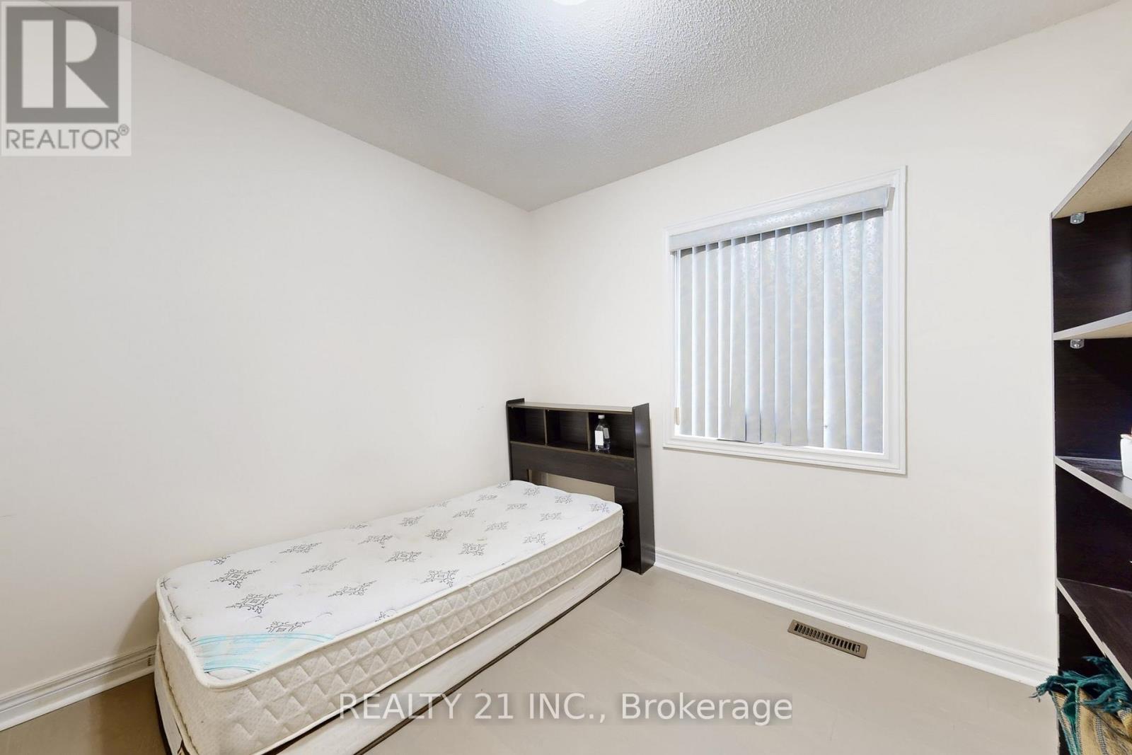 74 Brinloor Boulevard, Toronto, Ontario  M1M 1L5 - Photo 33 - E12510148