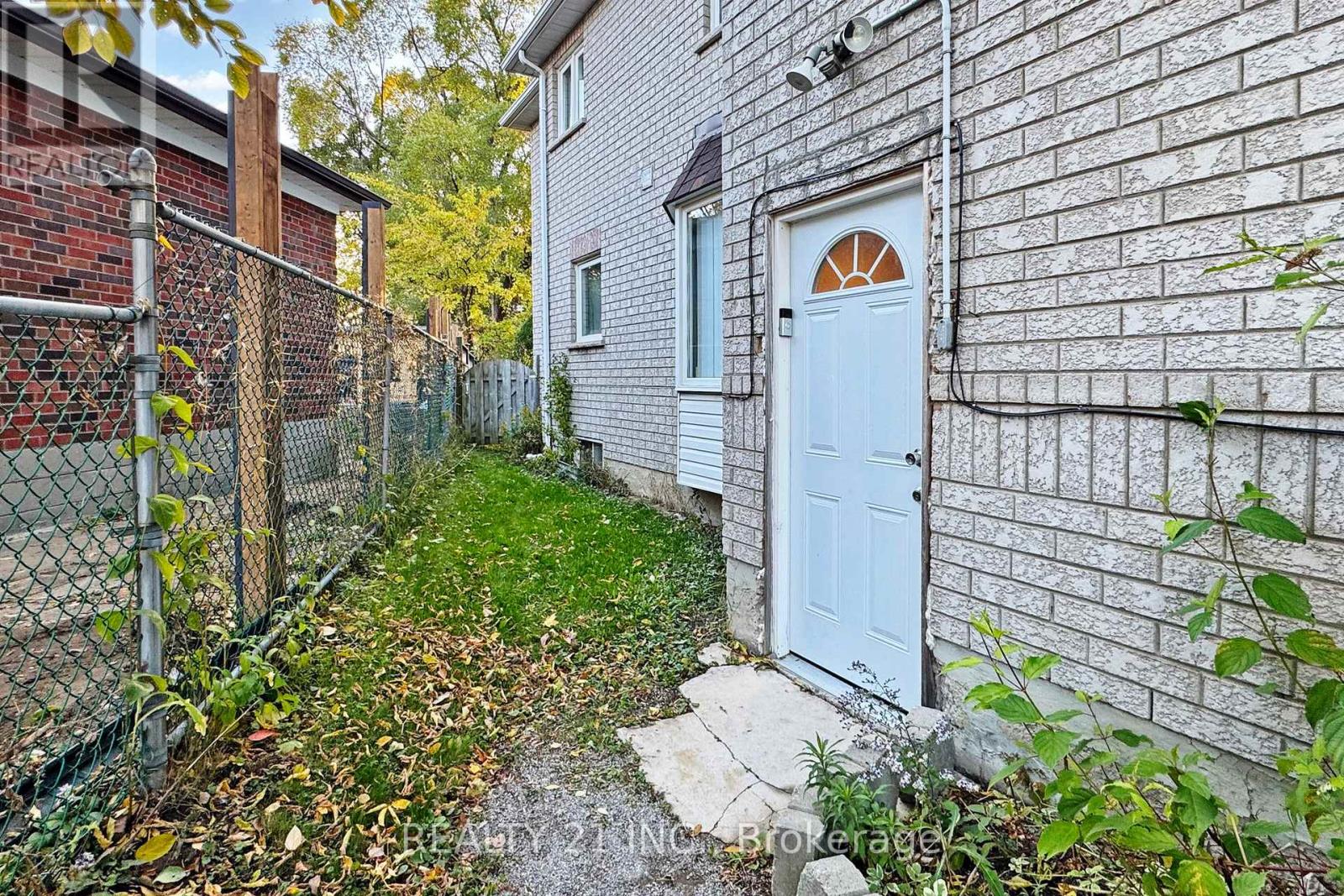 74 Brinloor Boulevard, Toronto, Ontario  M1M 1L5 - Photo 44 - E12510148