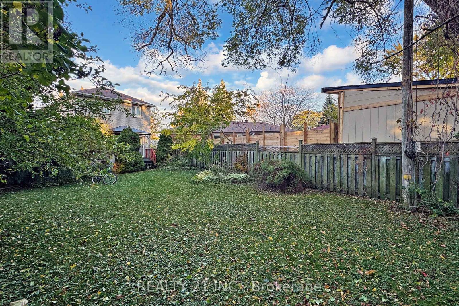 74 Brinloor Boulevard, Toronto, Ontario  M1M 1L5 - Photo 50 - E12510148