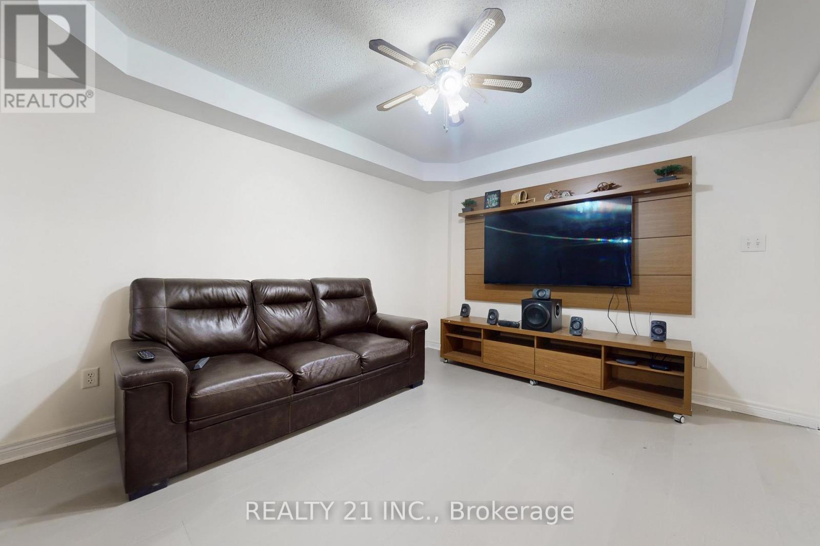 74 Brinloor Boulevard, Toronto, Ontario  M1M 1L5 - Photo 6 - E12510148