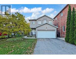 74 BRINLOOR BOULEVARD, Toronto, Ontario