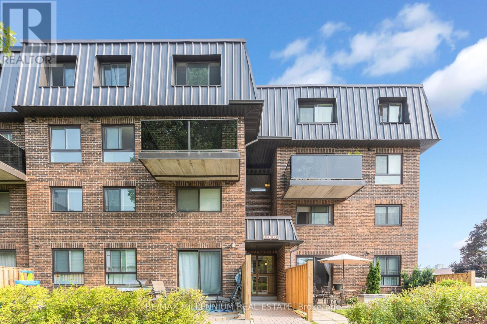 57 - 53 Taunton Road E, Oshawa, Ontario  L1G 3T6 - Photo 2 - E12510154