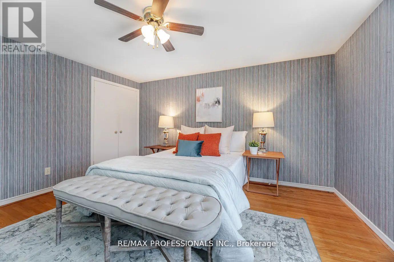 77 Bedford Park Avenue, Richmond Hill, Ontario L4C 2N9 - Photo 16 - N12510170