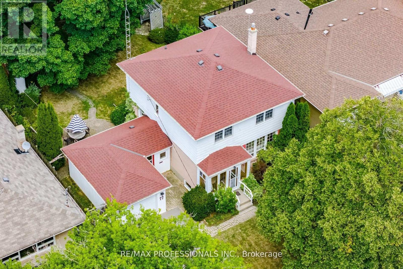 77 Bedford Park Avenue, Richmond Hill, Ontario L4C 2N9 - Photo 43 - N12510170